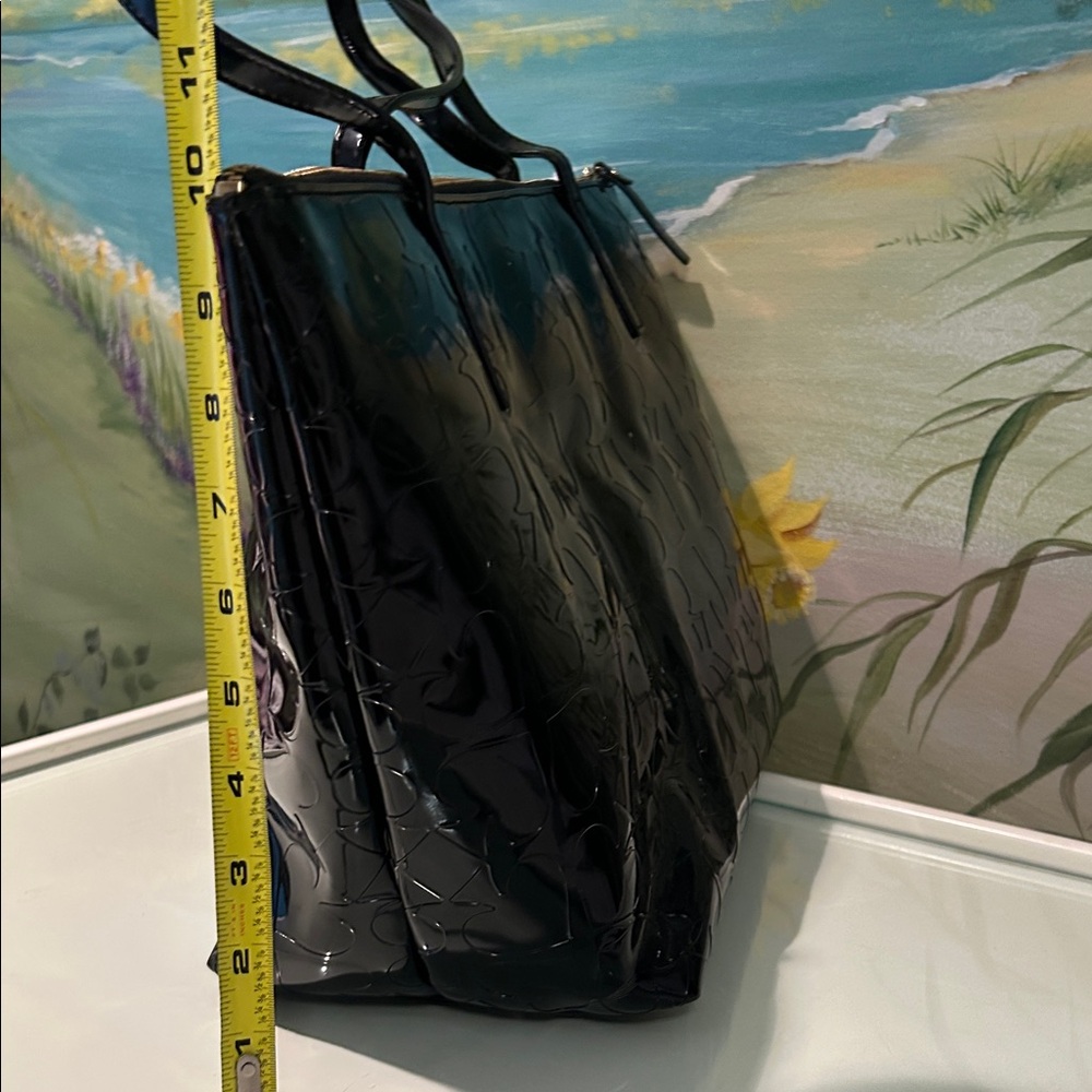 Kate Spade New York Sophie Shiny Black Patent Leather Tote. 13” x 10” x 6” - Picture 7 of 14
